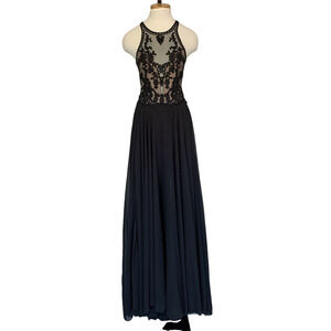 Halter Neckline Beaded Black Gown Juniors Size 7/8 Prom Formal Maxi